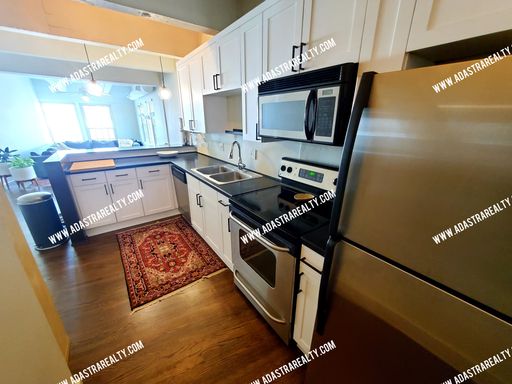 3001 Gillham Rd Apt 206,, Kansas City, MO 64108