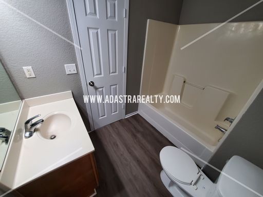 3312 N 103rd Pl,, Kansas City, KS 66109-8612