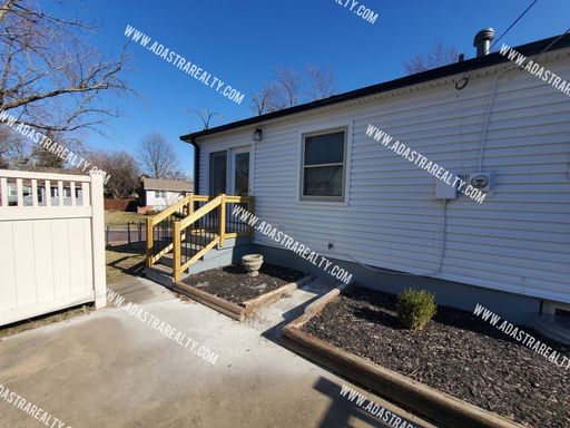 9700 W 89th Ter,, Overland Park, KS 66212