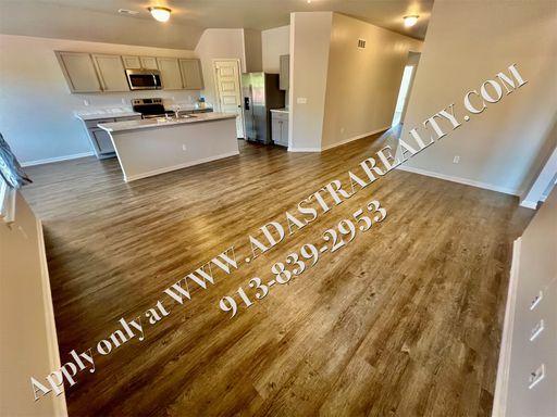 21749 Franklin St,, Spring Hill, KS 66083