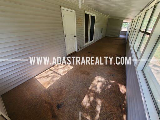 6011 N Forest Ave,, Gladstone, MO 64118-4823