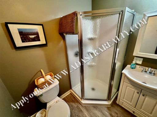4545 Madison Ave,, Kansas City, MO 64111