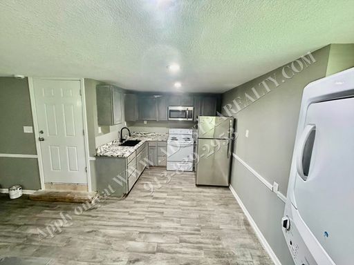 1517 N 28th St,, Unit 2F,, Kansas City, KS 66102