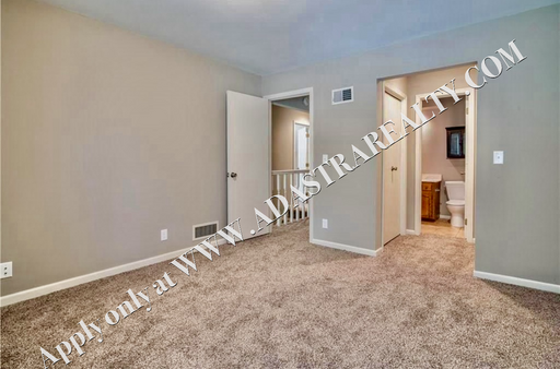 10620 W 115th St, , Overland Park, KS 66210