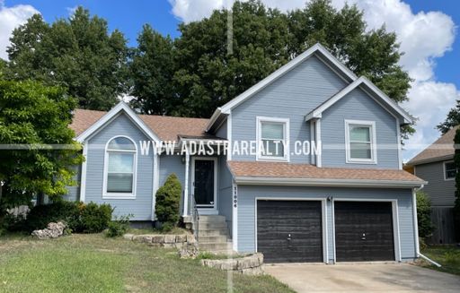 11006 W 76th St,, Shawnee, KS 66214-1268
