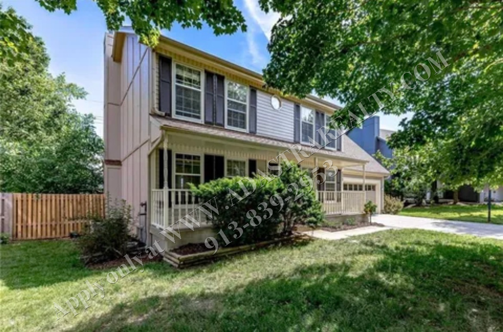 Overland Park House: 6029 W 158th St,