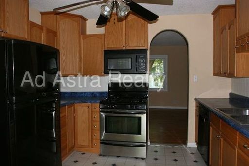 1404 Osage Trl,, Independence, MO 64058-1130