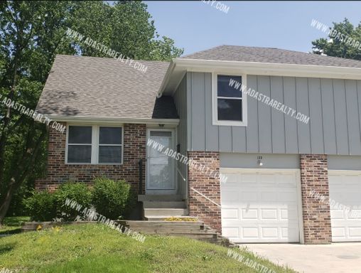 120 S Julia St, , Olathe, KS 66061