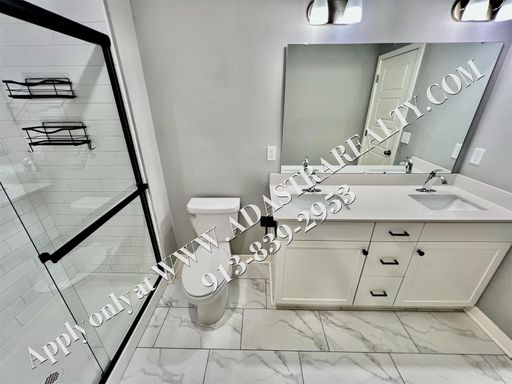 18013 Hauser St,, Overland Park, KS 66062