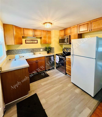 8700 W 82nd St, , Overland Park, KS 66204