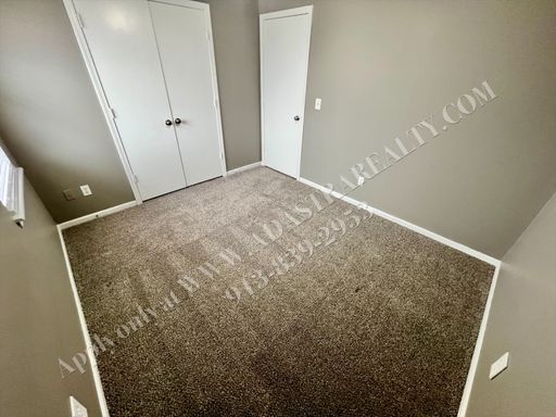 223 NW Barr Rd,, Unit A,, Grain Valley, MO 64029