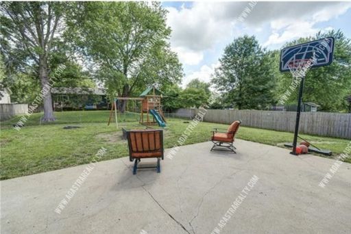 2900 SE 6th St,, Blue Springs, MO 64014