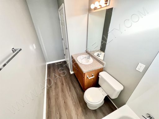 1005 N Findley St,, Olathe, KS 66061
