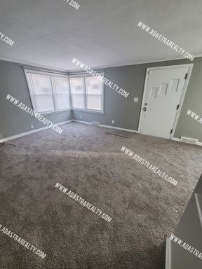 9366 E 64th Ter,, Raytown, MO 64133-4915