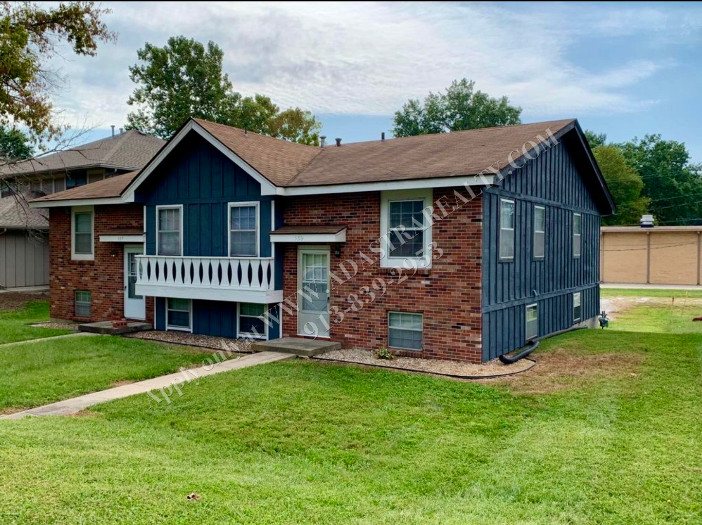 Leavenworth House: 537 Vilas St,