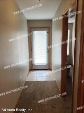 104 W 5th St,, Edgerton, KS 66021