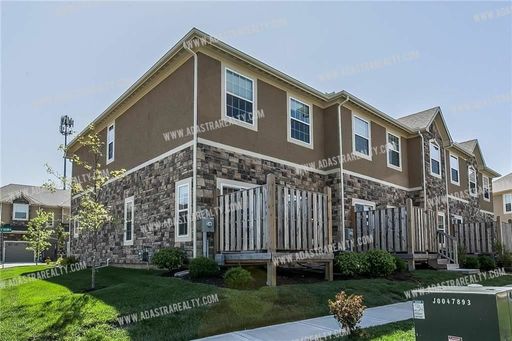 15852 Valley View Dr,, Overland Park, KS 66223