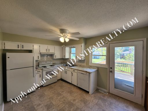 3012 N 155th Ter,, Basehor, KS 66007