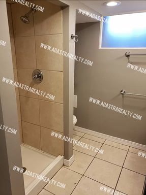 8410 W 55th Ter,, Merriam, KS 66202