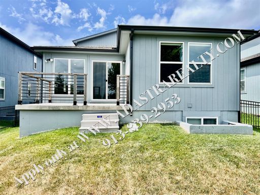 18013 Hauser St,, Overland Park, KS 66062