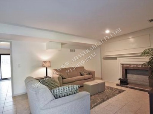 16112 W 141st Ter.,, Olathe, KS 66062