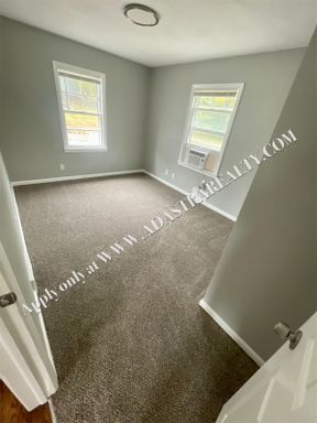4904 NE 44th Ter,, Kansas City, MO 64117