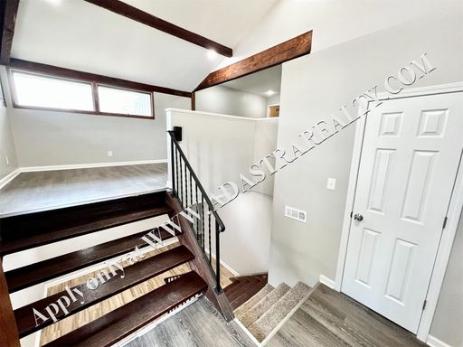 6044 Pflumm Rd,, Shawnee, KS 66216