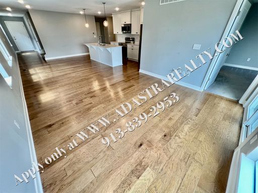 18013 Hauser St,, Overland Park, KS 66062