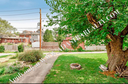 2715 Holmes St,, Kansas City, MO 64109