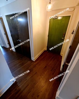3001 Gillham Rd Apt 206,, Kansas City, MO 64108
