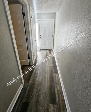 917 SW Imperial Ln,, Blue Springs, MO 64064