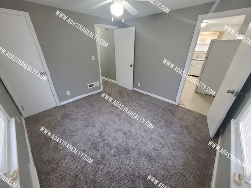 9366 E 64th Ter,, Raytown, MO 64133-4915