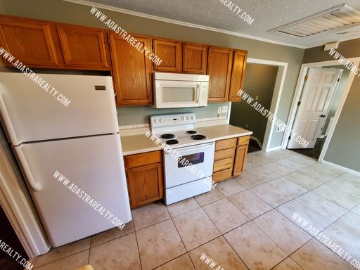11121 E 56th Ter,, Raytown, MO 64133-2924