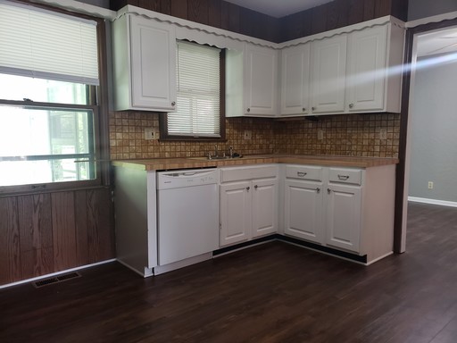 6017 Farley Ave,, Raytown, MO 64133-3763