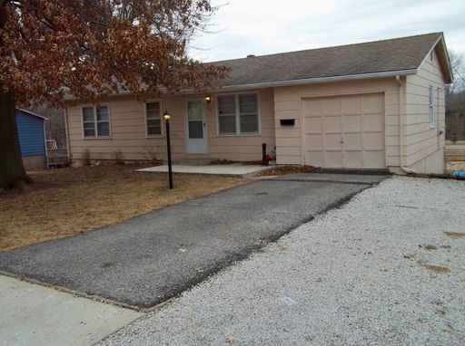 727 N Chestnut St, , Olathe, KS 66061