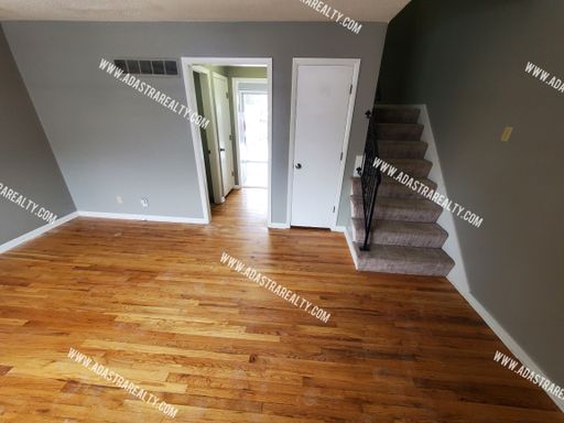 1716 E Cedar St,, Unit 3,, Olathe, KS 66062