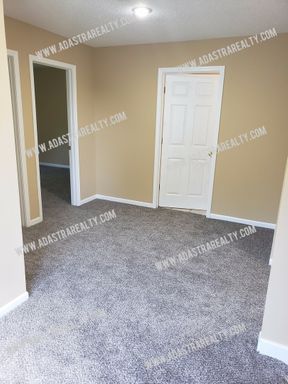 126 S Julia St,, Olathe, KS 66061