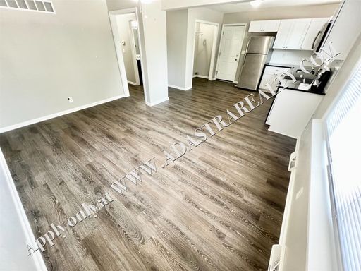 6042 Pflumm Rd,, Shawnee, KS 66216