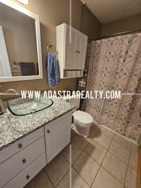 227 S Walnut St,, Olathe, KS 66061