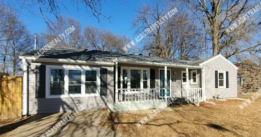 17004 E 3rd Ter N,, Independence, MO 64056-1641