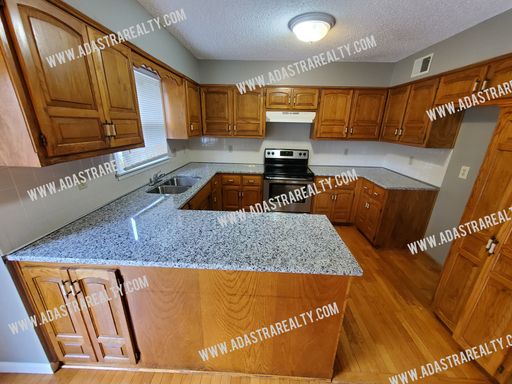 14801 W 123rd Ter,, Olathe, KS 66062-5901