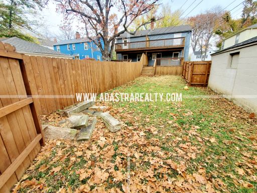 419 E 63rd Ter,, Kansas City, MO 64110-3333