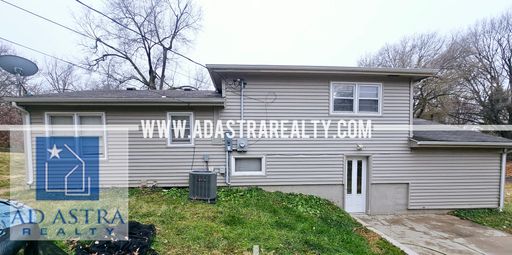 7211 N Avalon St,, Kansas City, MO 64152