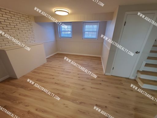 9700 W 89th Ter,, Overland Park, KS 66212