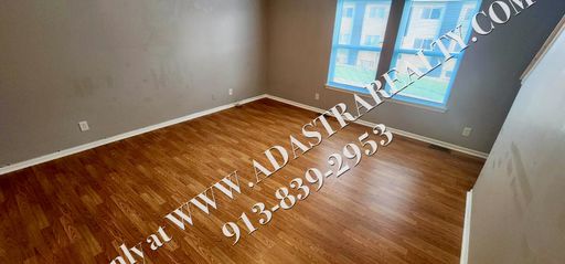 125 Kindred Ave,, Bonner Springs, KS 66012