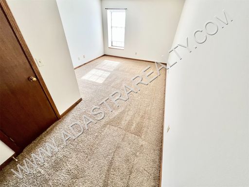 14942 Riggs St,, Overland Park, KS 66223