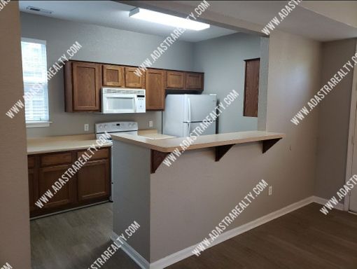 705 Arkansas St, , Unit B,, Lawrence, KS 66044-2350