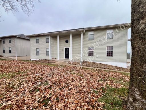 223 NW Barr Rd,, Unit A,, Grain Valley, MO 64029