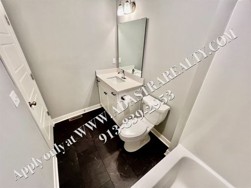 18013 Hauser St,, Overland Park, KS 66062