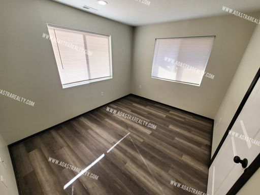1518 W 26th St,, Lawrence, KS 66046